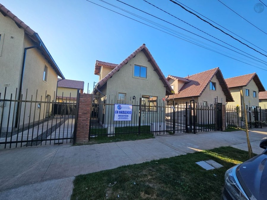 Arriendo casa en Hacienda Esmeralda, Talca